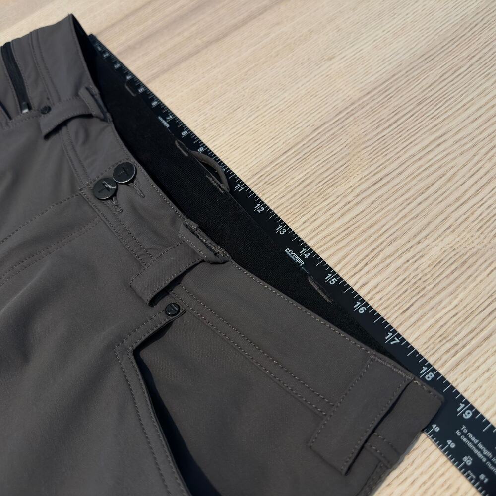 Truewerk Cargo Pants Mens 36x32 Gray Softshell Work Outdoor Utility Travel Hike - Picture 12 of 14